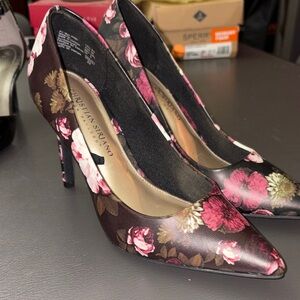Christian Siriano Floral Heels - Black and Pink